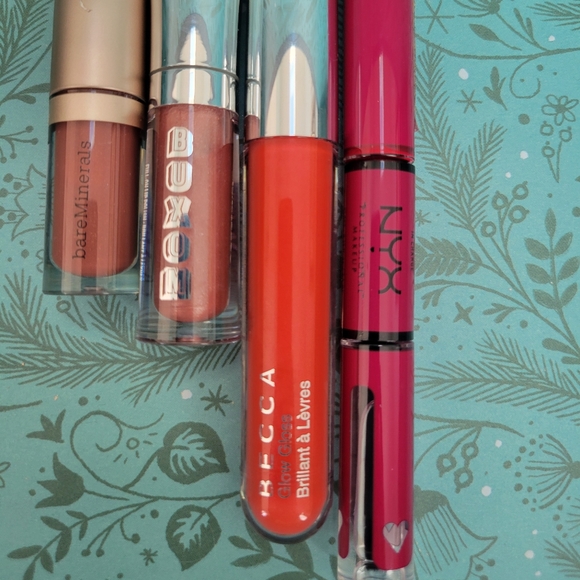 Lip Gloss Bundle - Picture 1 of 3